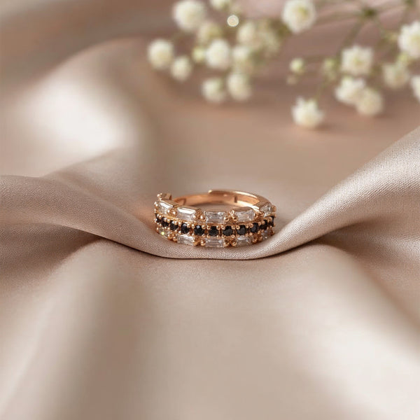 Black Framed Ring