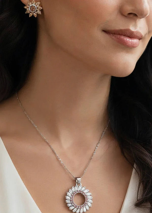 Marquises Neckless