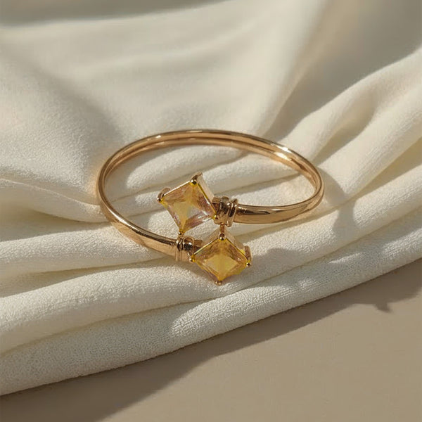 Feminine Thin Gold