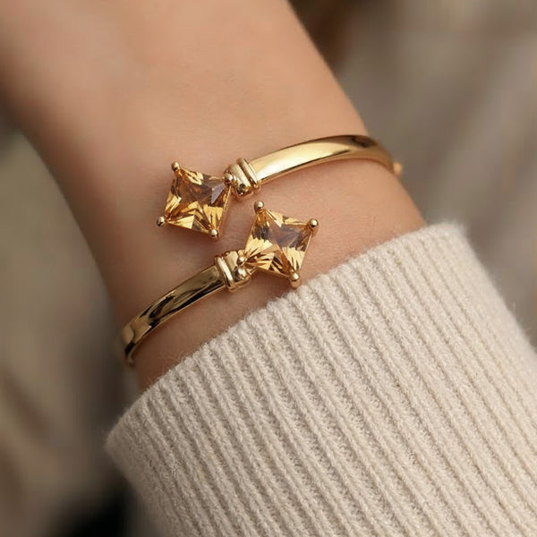 Feminine Thin Gold