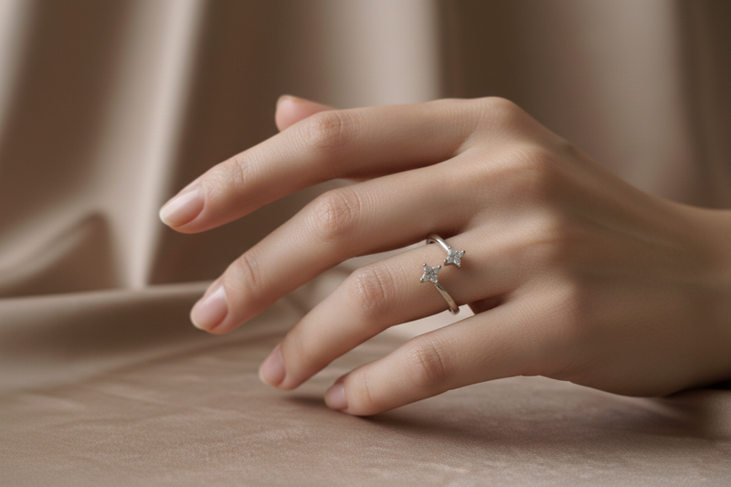 Two Star Ring